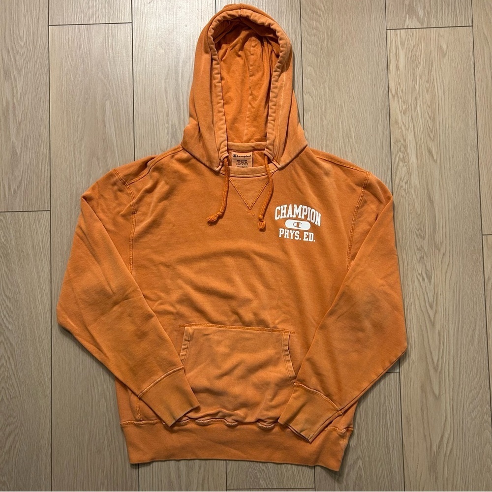Champion UO Exclusive Vintage Dye Orange PHYS. ED. Pullover Hoodie Size Medium